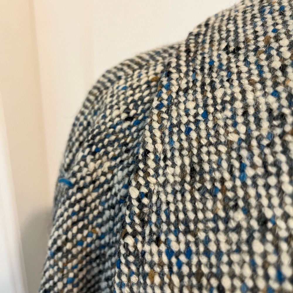 Burberry Gray Tweed Wool Blend Coat - Picture 8 of 10